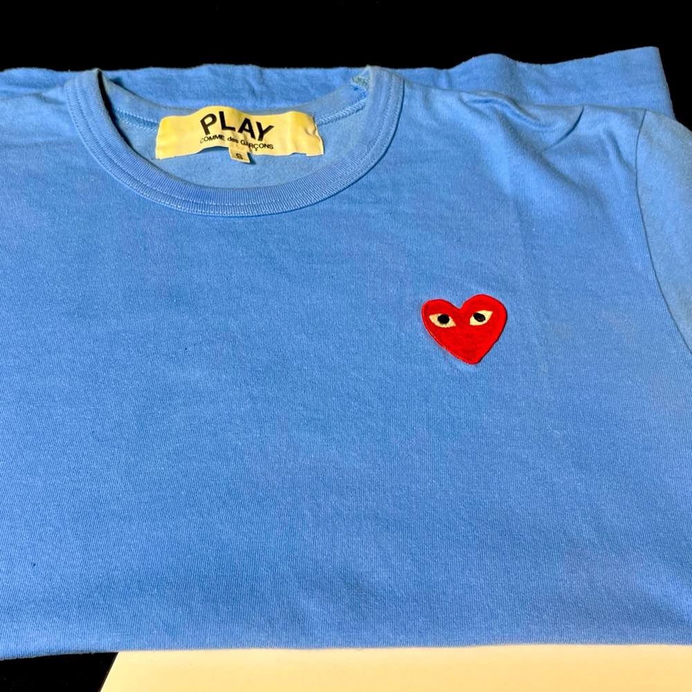 Comme Des Garçons PLAY, basic logo T-Shirt. Size: S.